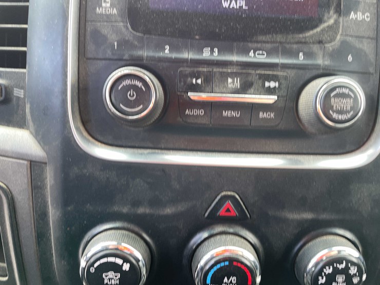 2016-dodge-2500-image-88