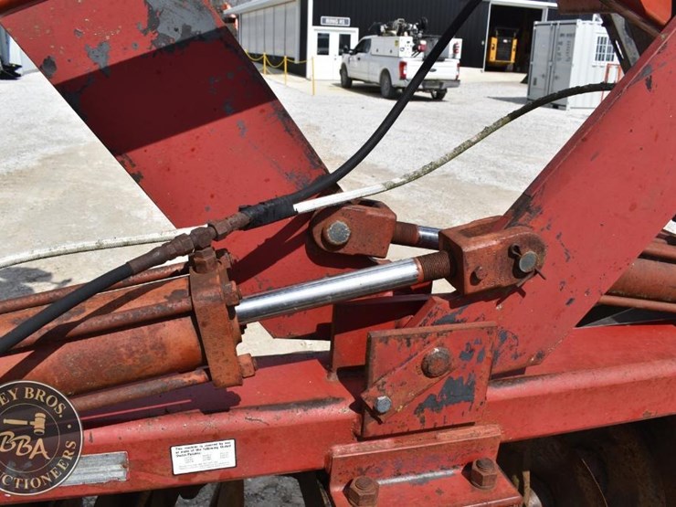 international-496-image-13