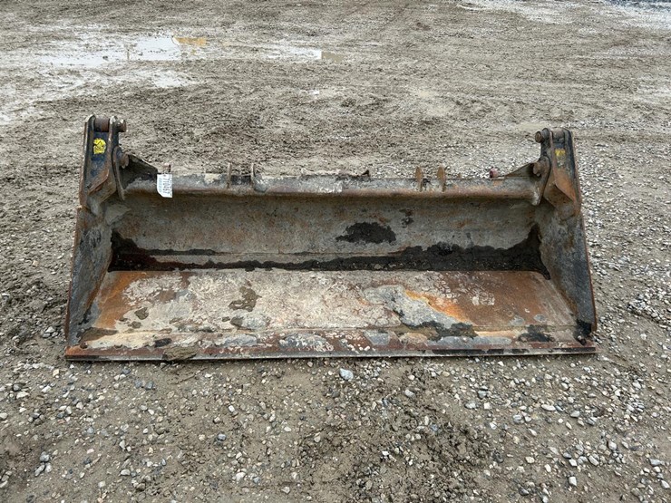 caterpillar-80-image-1