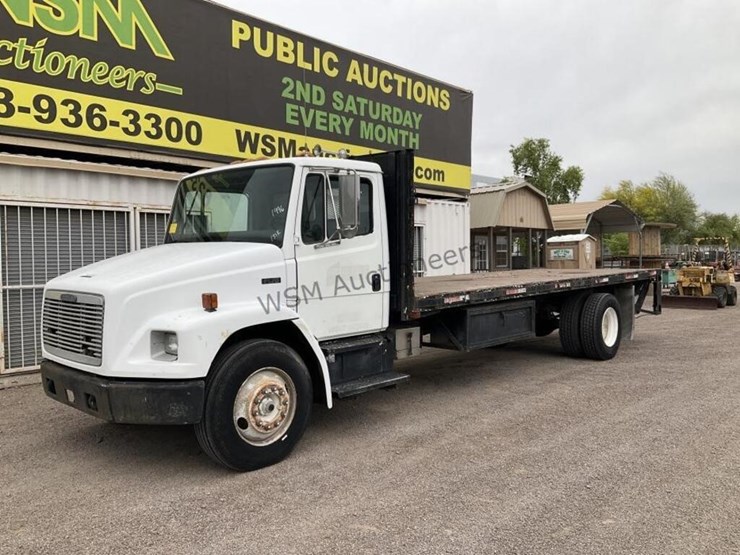 1996-freightliner-fl70-image-2