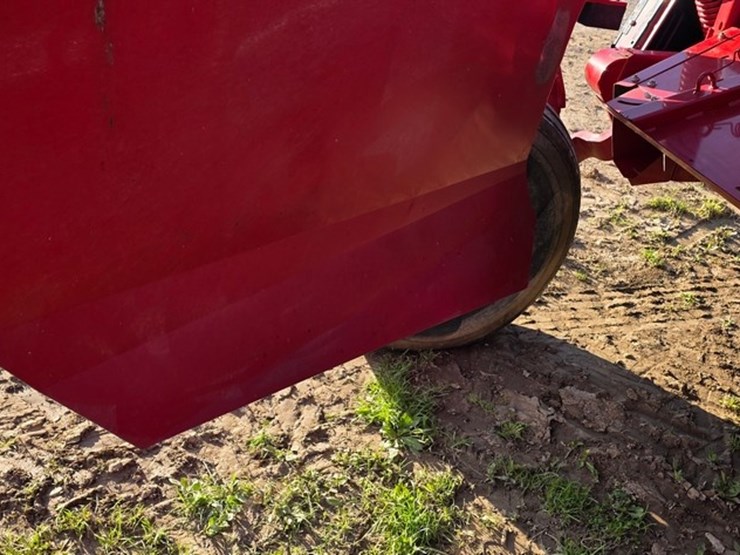 2023-case-ih-dc135-image-25