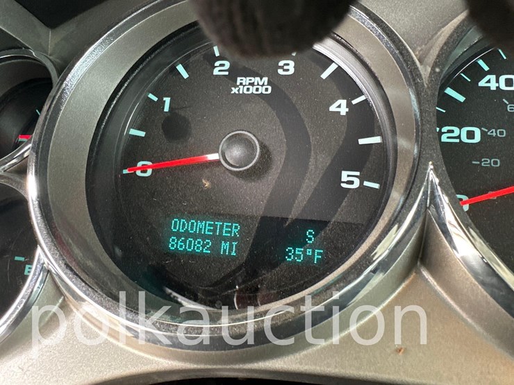 2012-chevrolet-3500hd-image-6