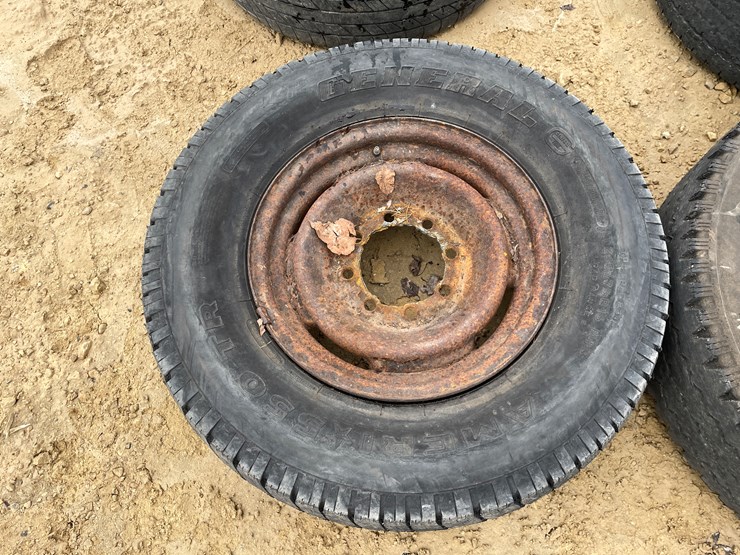 #3926-•-(6)-spare-rims-and-tires-image-12