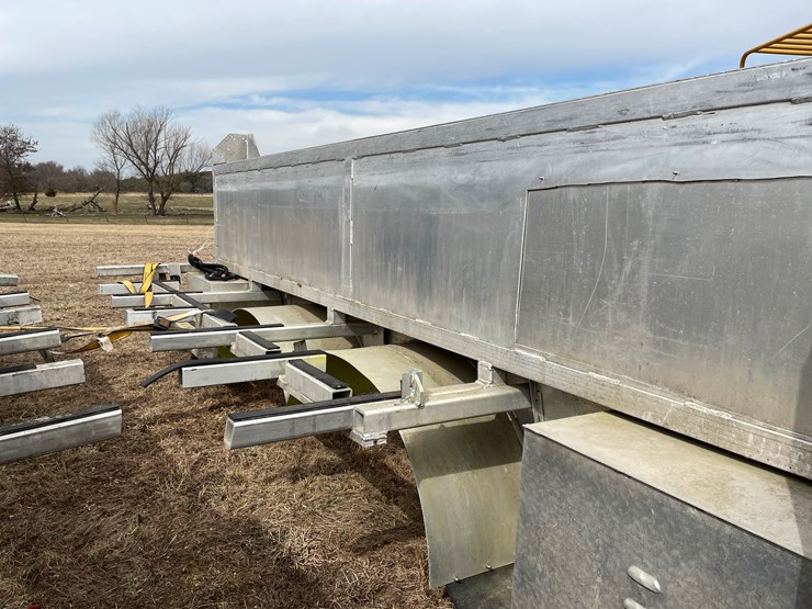 #10719-•-one-side-of-fire-truck-box-image-8