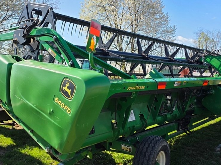 2013-john-deere-640fd-image-1