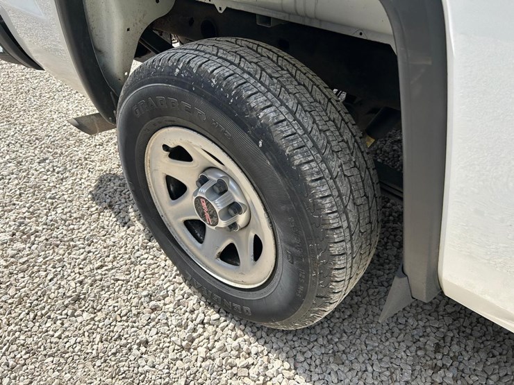 2017-gmc-sierra-1500-image-14