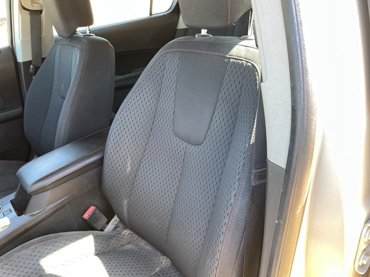 2013-chevrolet-equinox-image-52