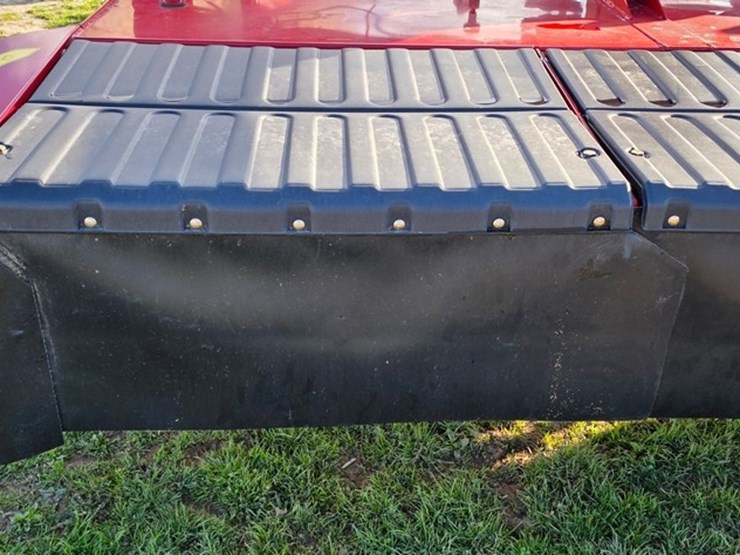 2023-case-ih-dc135-image-11