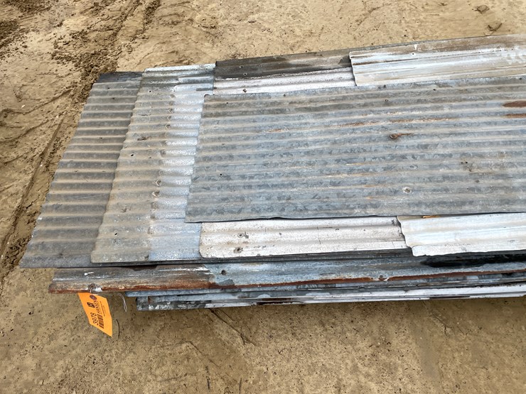 #3978-•-(15)-corrugated-steel-siding-image-8