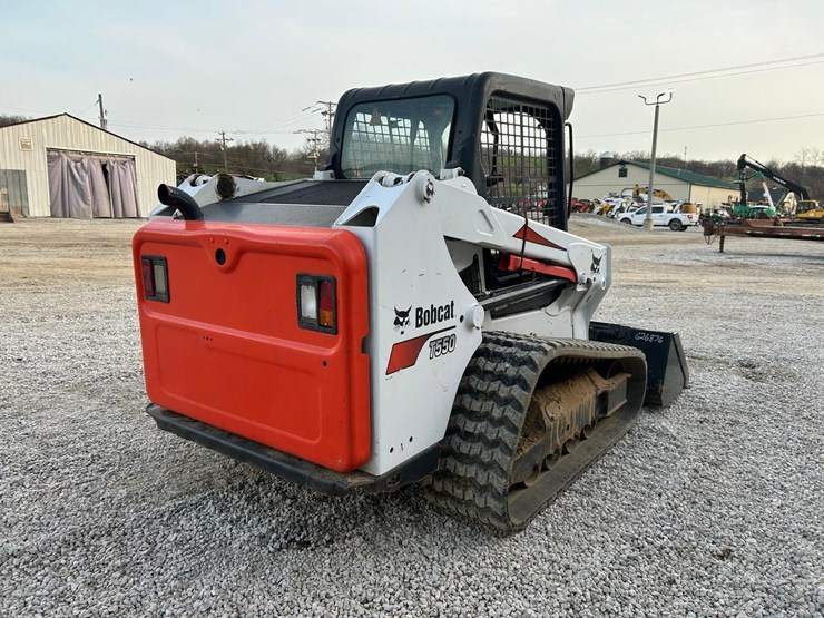 2019-bobcat-t550-image-4