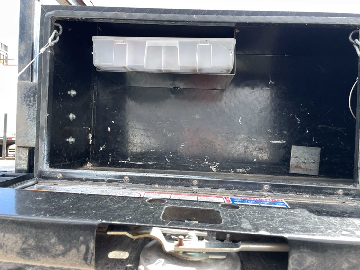 2016-dodge-2500-image-56