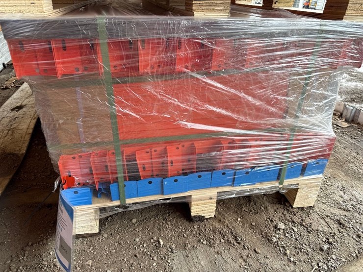 40-ft,-6-section,-heavy-duty-storage-shelves-image-2