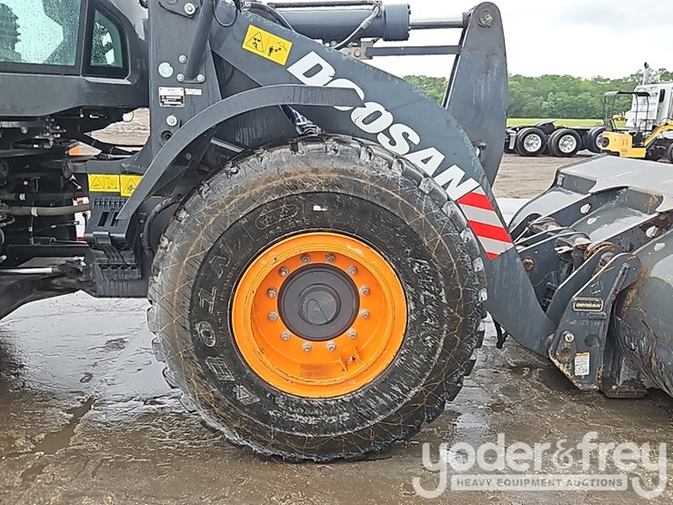 doosan-dl220-image-10