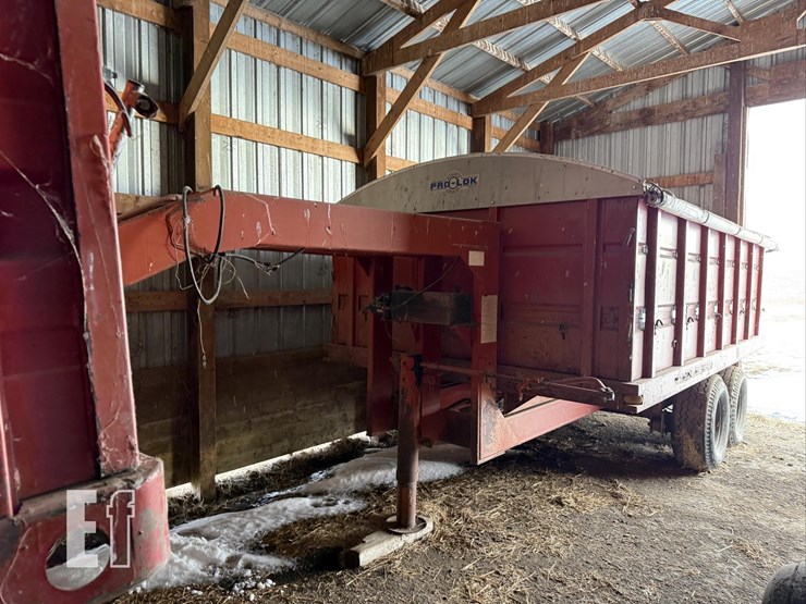 massey-14ft-gooseneck-grain-box-trailer-image-1