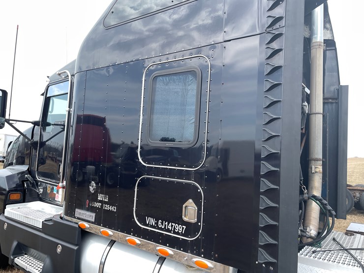 2006-caterpillar-c15-image-52