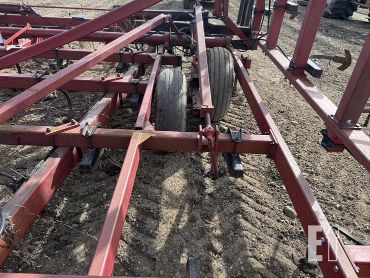 case-ih-4900-image-11