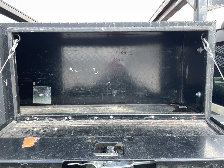 2014-chevrolet-1500-image-41