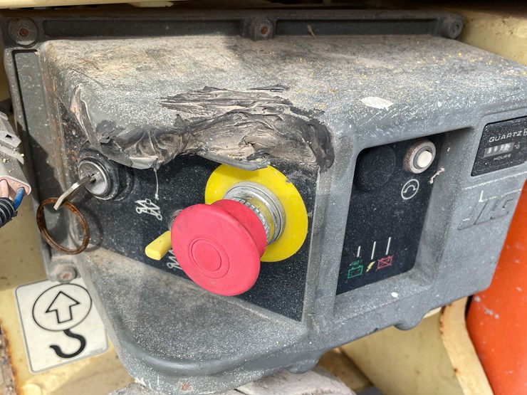 2014-jlg-1930es-image-11