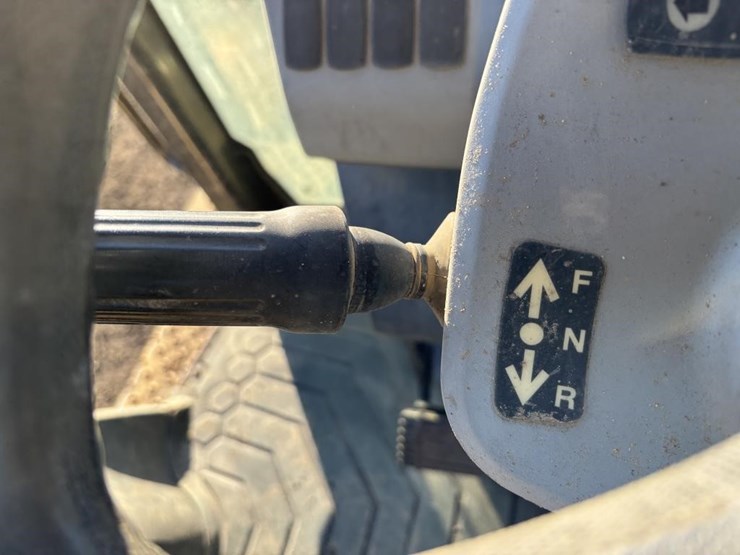 caterpillar-415f2-il-image-33