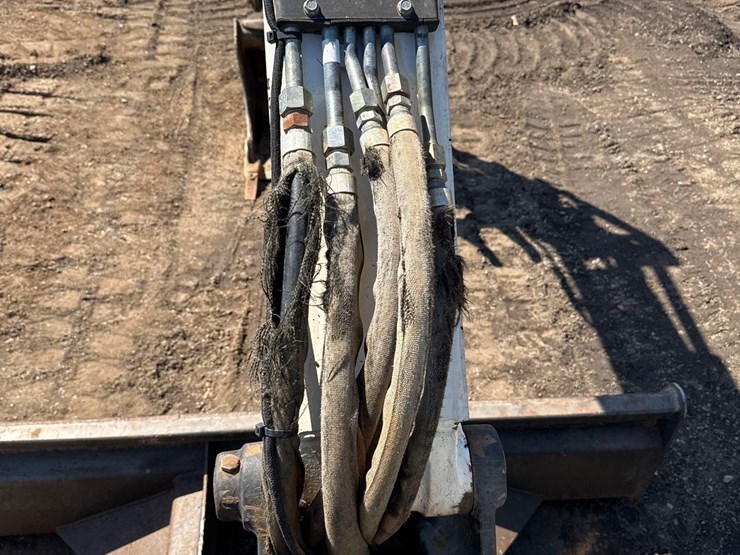 2012-bobcat-e50-image-29