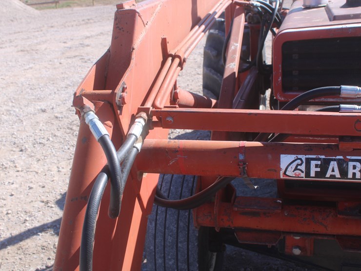 1989-case-ih-685-image-32