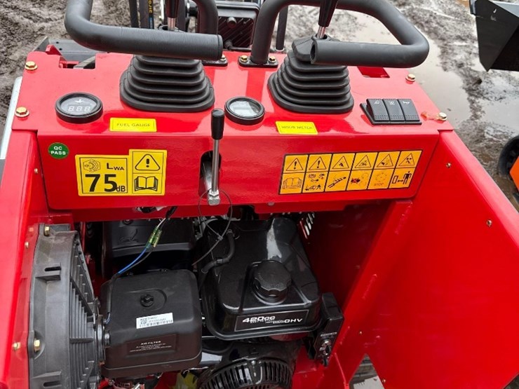 new-sdlool-co-stand-on-mini-skidloader-model-sl323w-image-7