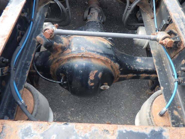 2018-freightliner-cascadia-125-image-10