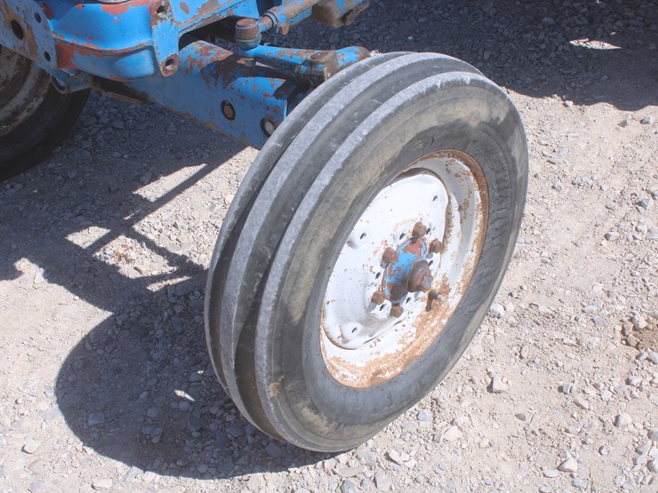 1966-ford-4000-image-10