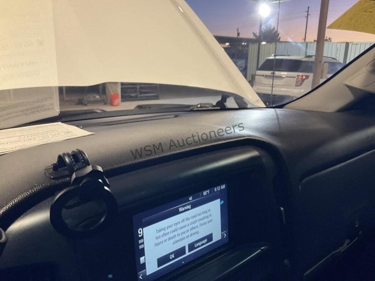 2018-chevrolet-silverado-3500hd-image-19