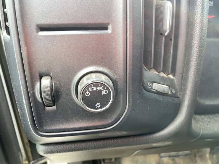 2014-chevrolet-1500-image-59