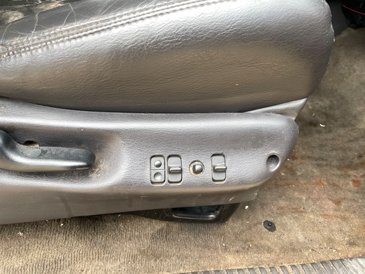 2001-dodge-ram-2500-image-52