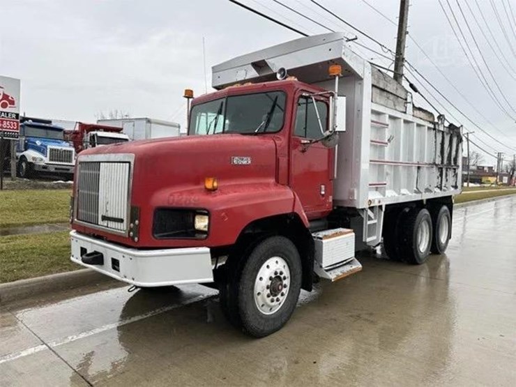 1999-international-paystar-5000-image-4