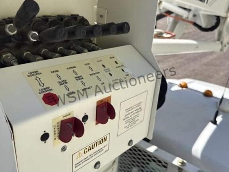 2015-ford-f550-image-16