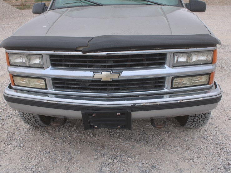 2000-chevrolet-k3500-image-28