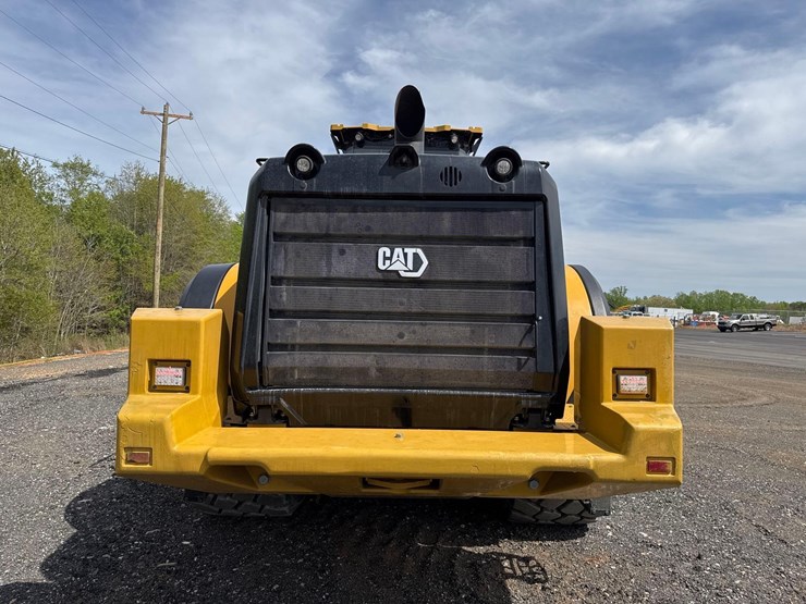 2022-caterpillar-982m-image-4