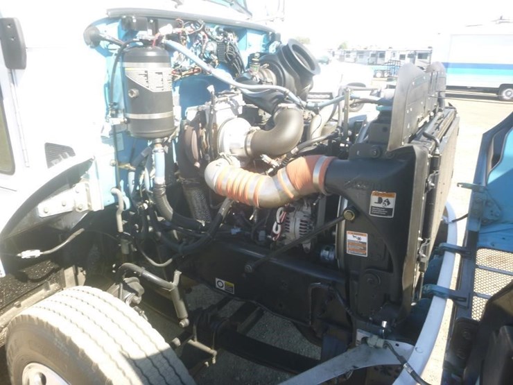 2013-bobcat-225-image-33