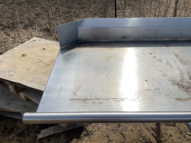 #3972-•-stainless-steel-prep-table-image-10