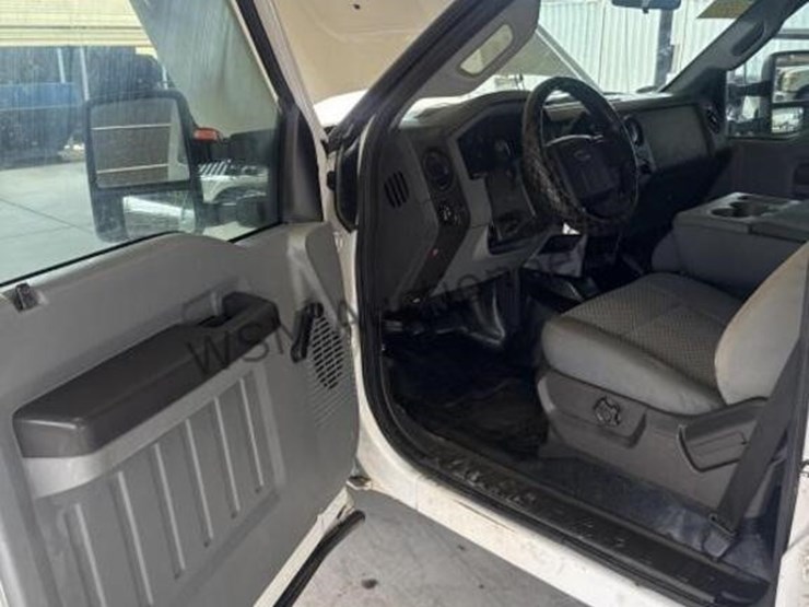 2014-ford-f250-image-29