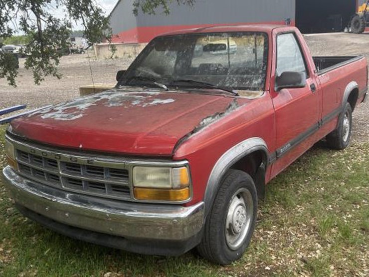 1993-dodge-dakota-image-1