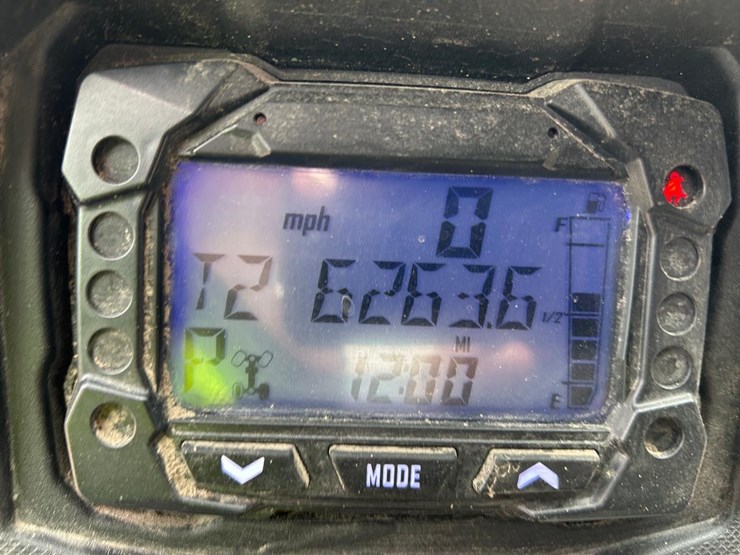 2020-bobcat-uv34-image-21