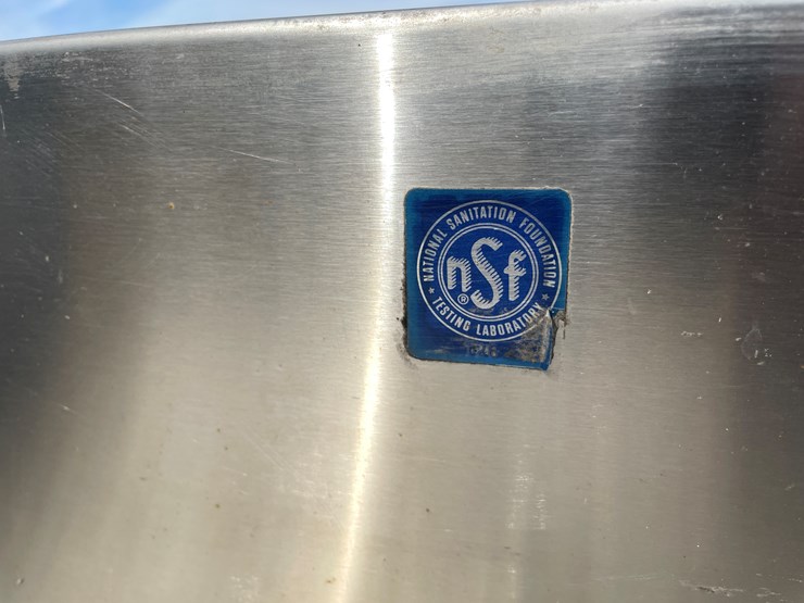 #3973-•-stainless-steel-prep-table-image-11