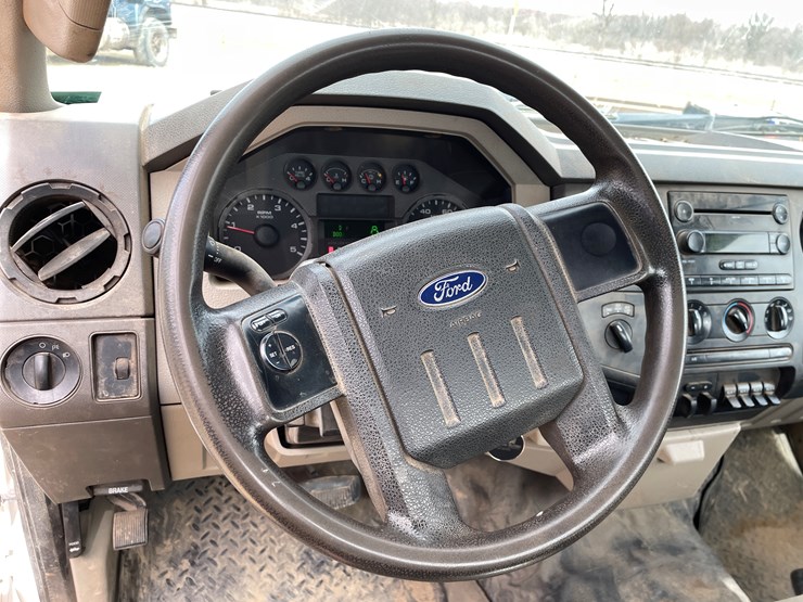 2008-ford-f550-image-54