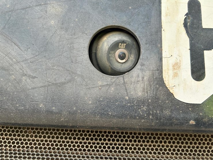 2017-caterpillar-259d-image-16