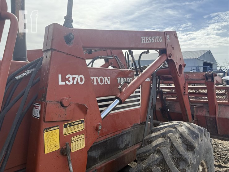 hesston-tractor-2805-image-14