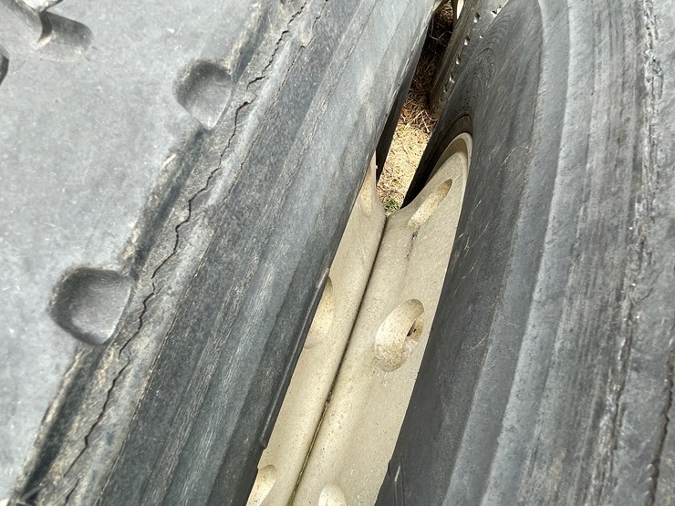 #128-•-2003-western-star-sleeper-cab-semi-tractor-(has-wi-title)-(non-runner)-image-37