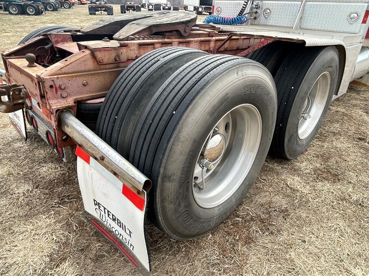 1987-peterbilt-379-image-29