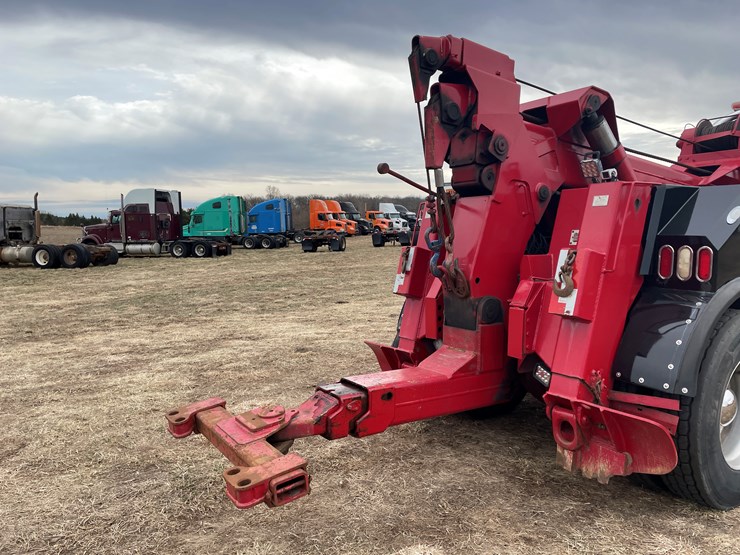 1989-peterbilt-379-image-12