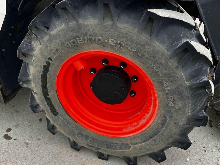 2022-bobcat-tl619-image-7