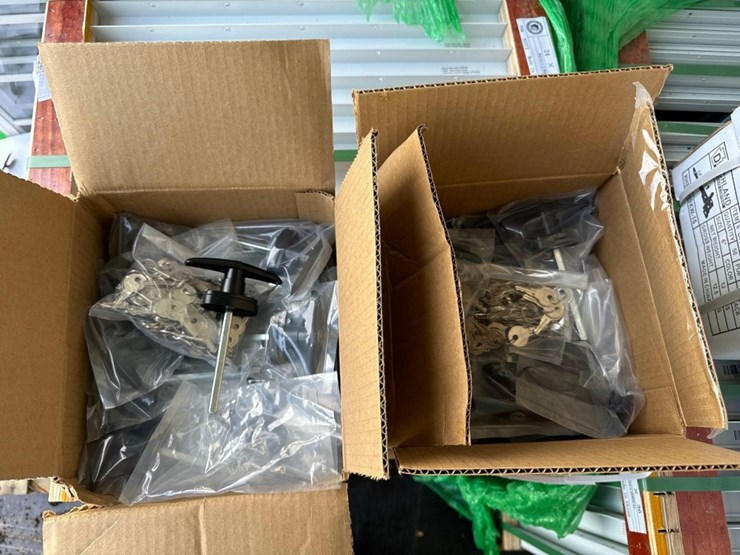 (100)-new-dutchland-co-steel-building-black-lockable-door-knobs-w/keys-model-85984-image-2