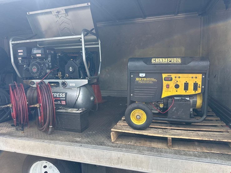 2015-ford-transit-image-19